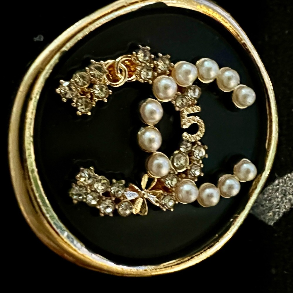 Coco Logo style (”Set6”-25mm)embellished crystals/fauxPearl /Black/Gold/Repro🤩…